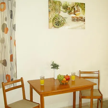 Mat Old Town A شقة ريثيمنو